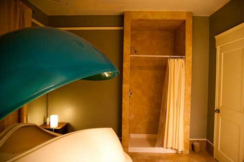 float tank room